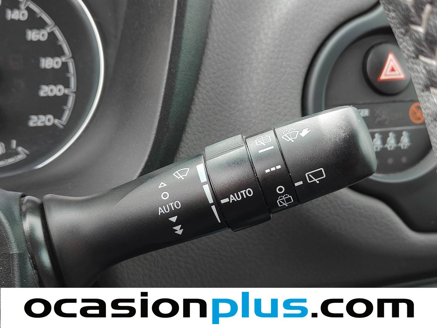 Equipamiento del Toyota Yaris Toyota Yaris 100H Feel (100 CV)