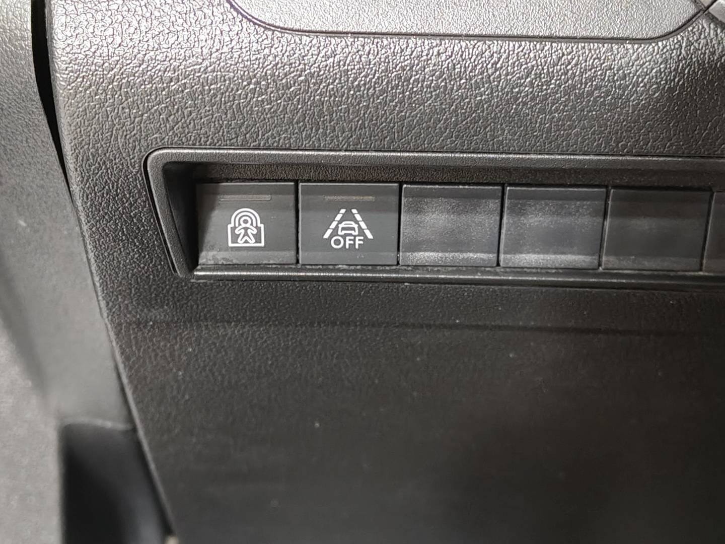 Foto Citroën Berlingo Citroen Berlingo BlueHDi 130 S&S Talla M Shine (130 CV)