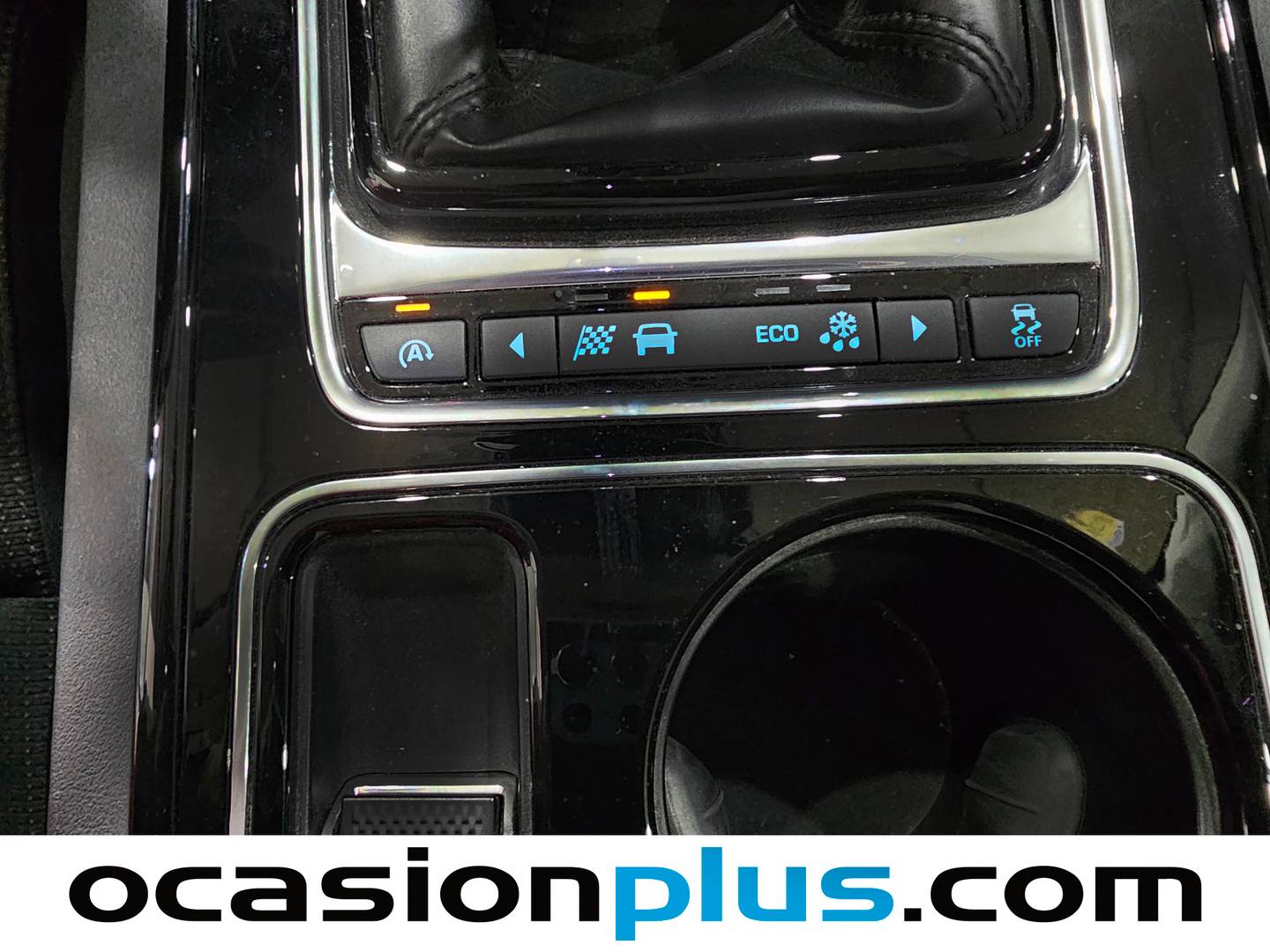 Foto Jaguar XE Jaguar XE 2.0 Diesel XE-Pure (180 CV)