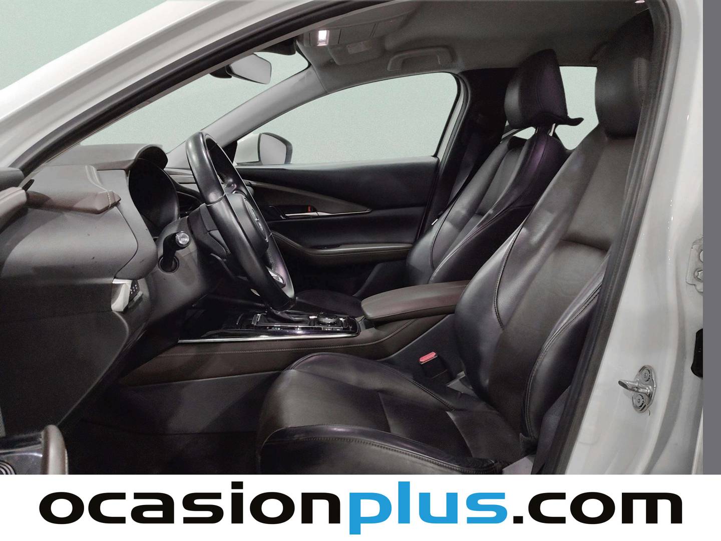 Foto asientos delanteros Mazda CX-30 Mazda CX-30 2.0 e-Skyactiv-X Zenith Black Safety AWD AT (180 CV)