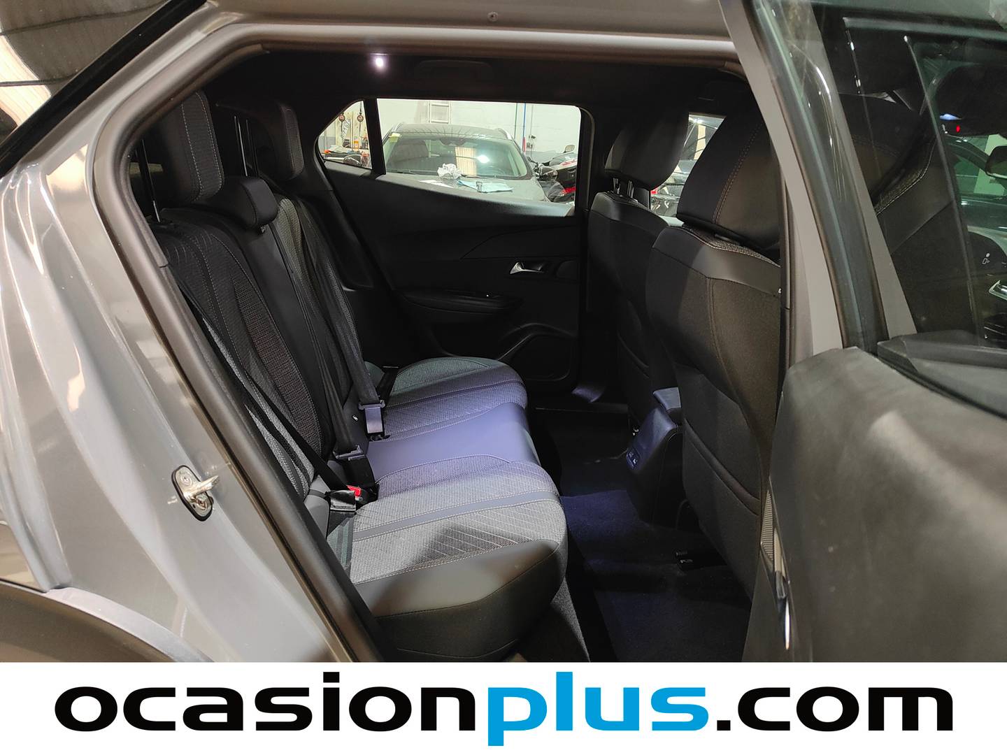 Peugeot 2008 Peugeot 2008 Allure Hybrid eDCS6 (145 CV) híbrido