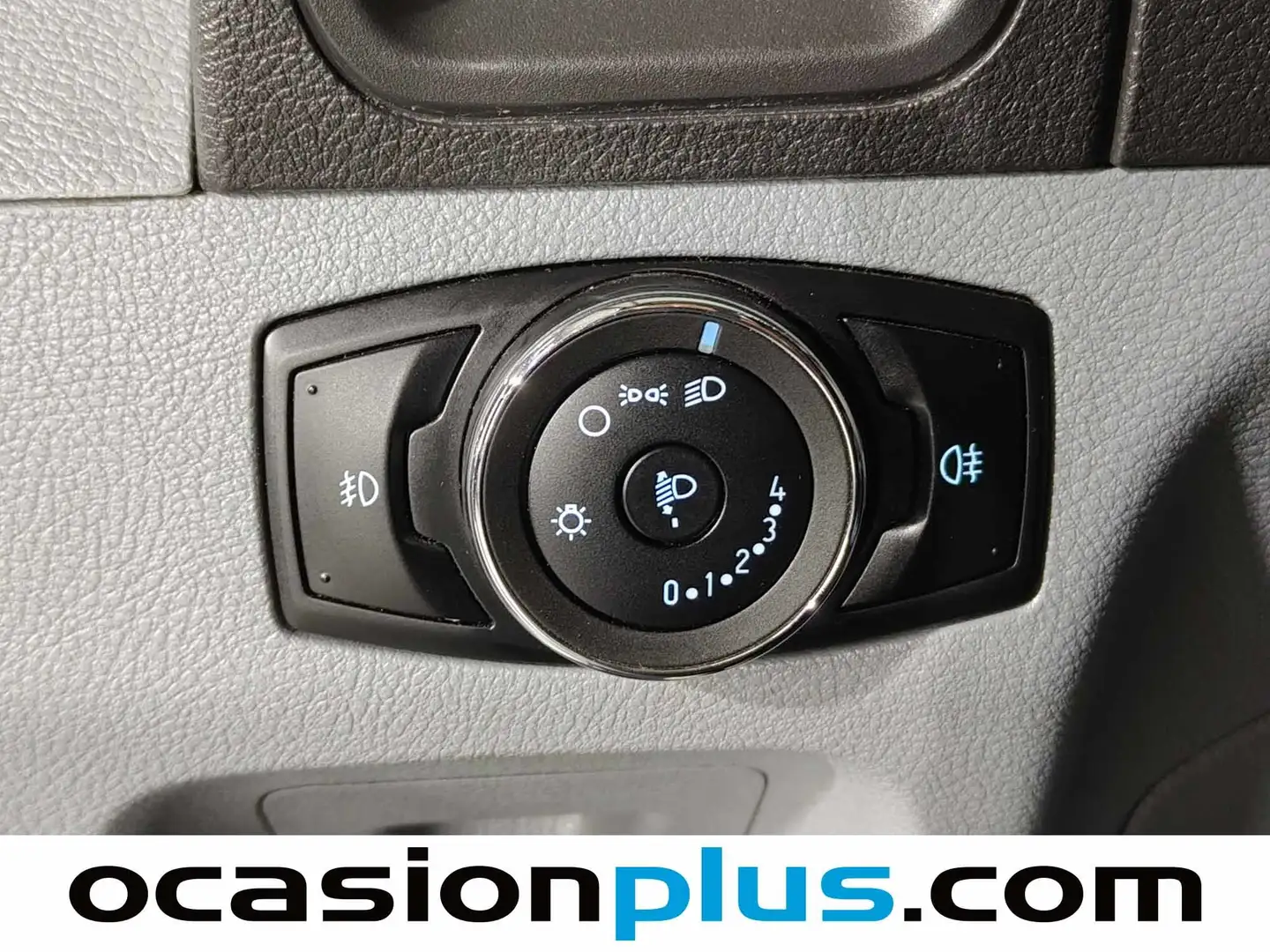 Foto Ford Transit Ford Transit Furgon 350 L3H2 Ambiente (130 CV)