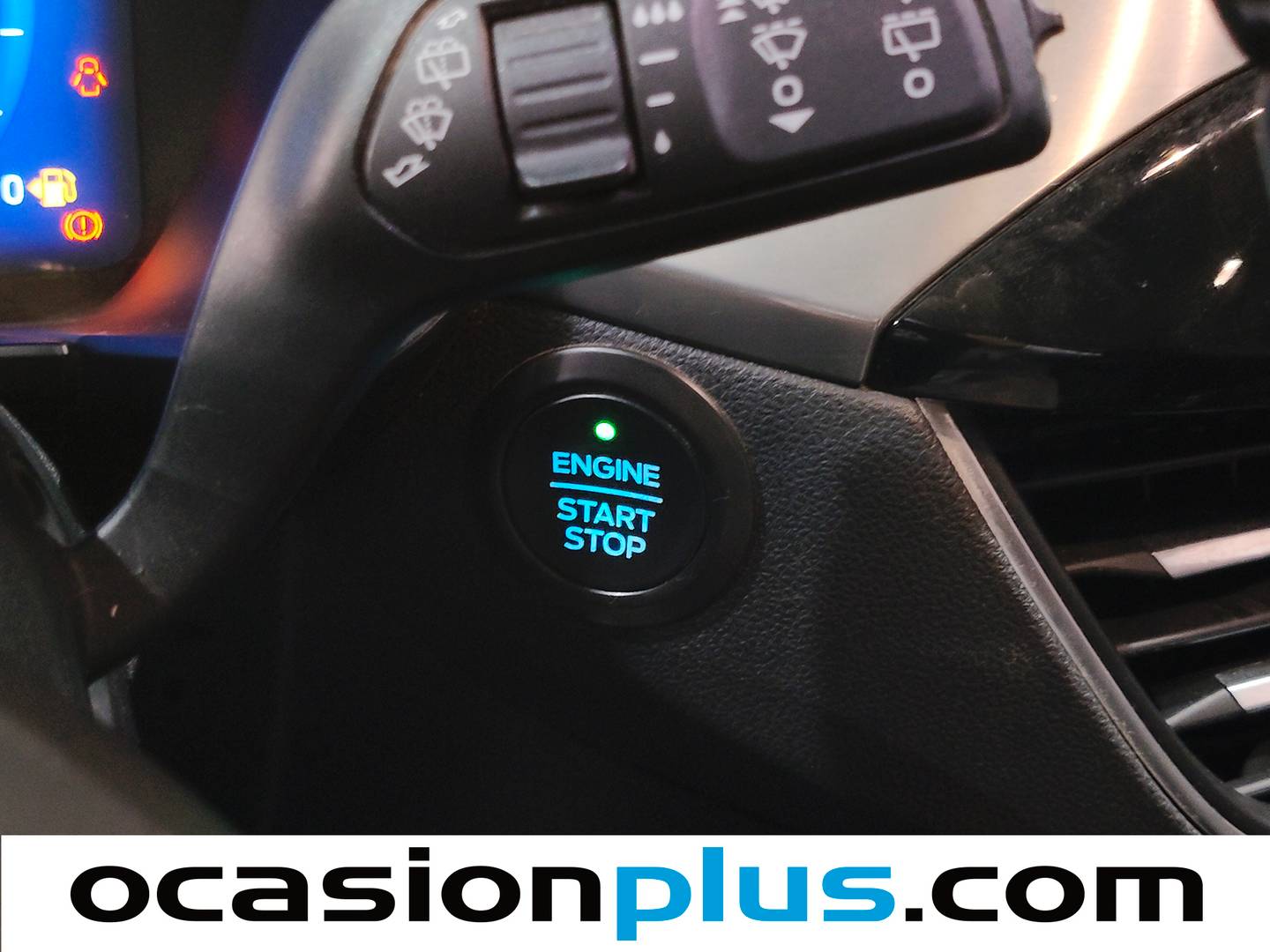 Foto Ford Kuga Ford Kuga 1.5 EcoBlue Titanium (120 CV)