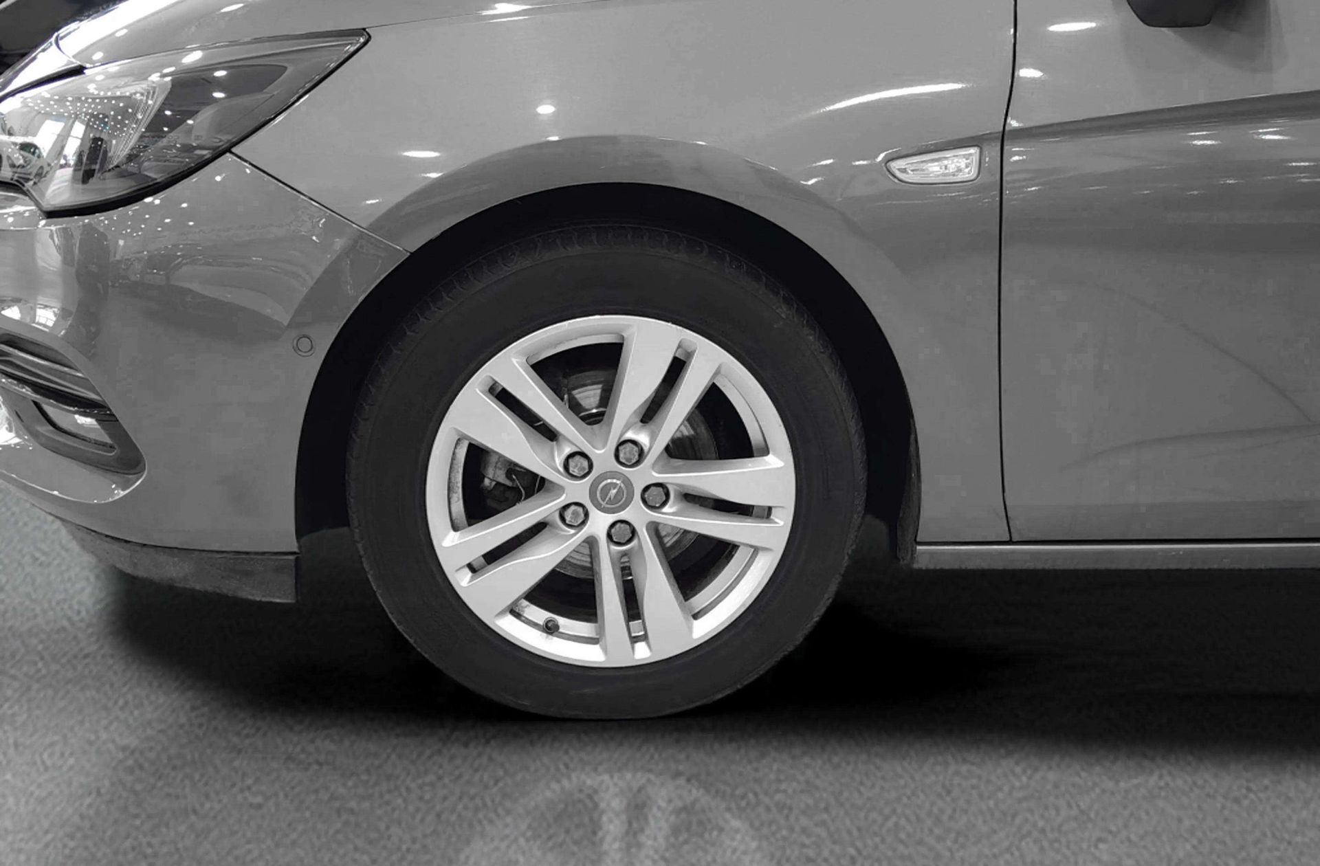 Opel Astra 1.4T SHT Business Elegance CVT - foto 33