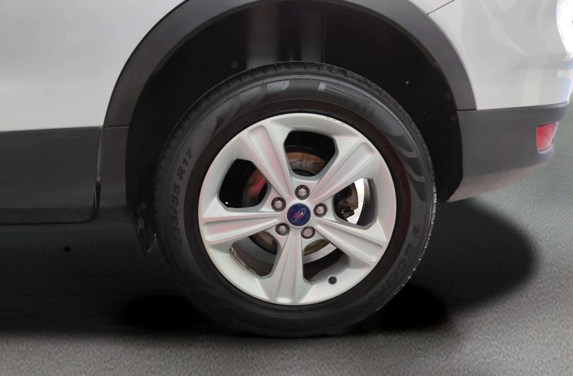Ford Kuga 1.5 EcoBoost Trend 4x2 - foto 29