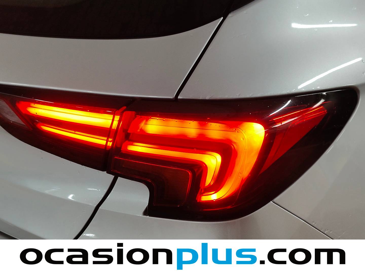 Foto Opel Astra Opel Astra 1.2 Turbo SHR Elegance (145 CV)