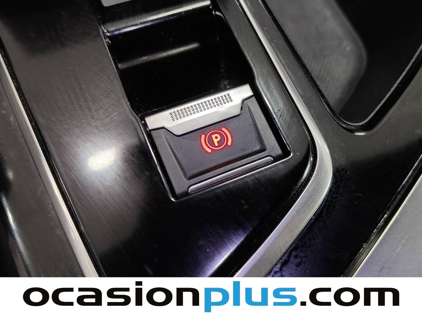 Foto Peugeot 3008 Hybrid Peugeot 3008 Hybrid 300 Allure Pack e-EAT8 (300 CV)