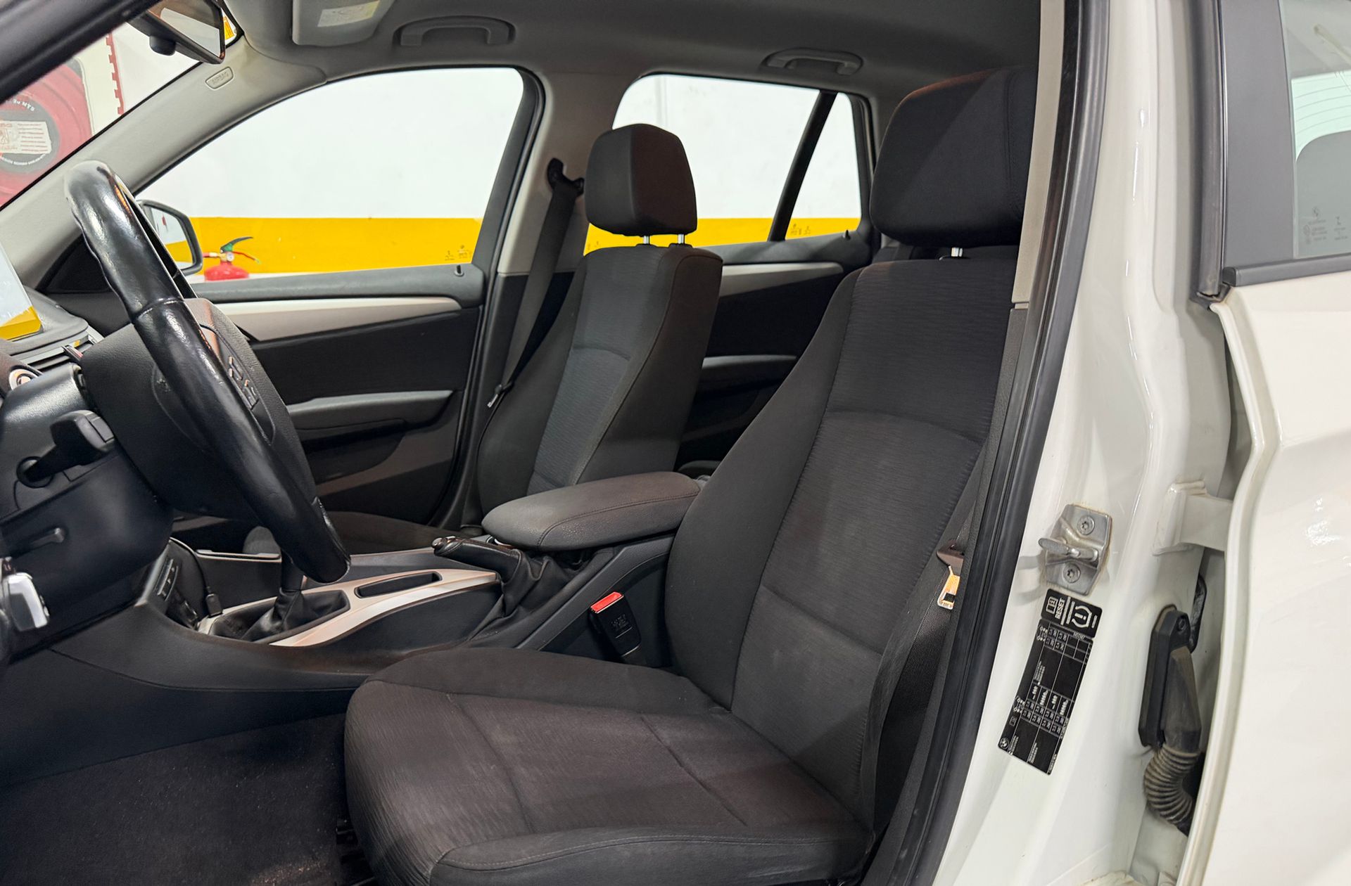 BMW X1 sDrive16d - foto 9