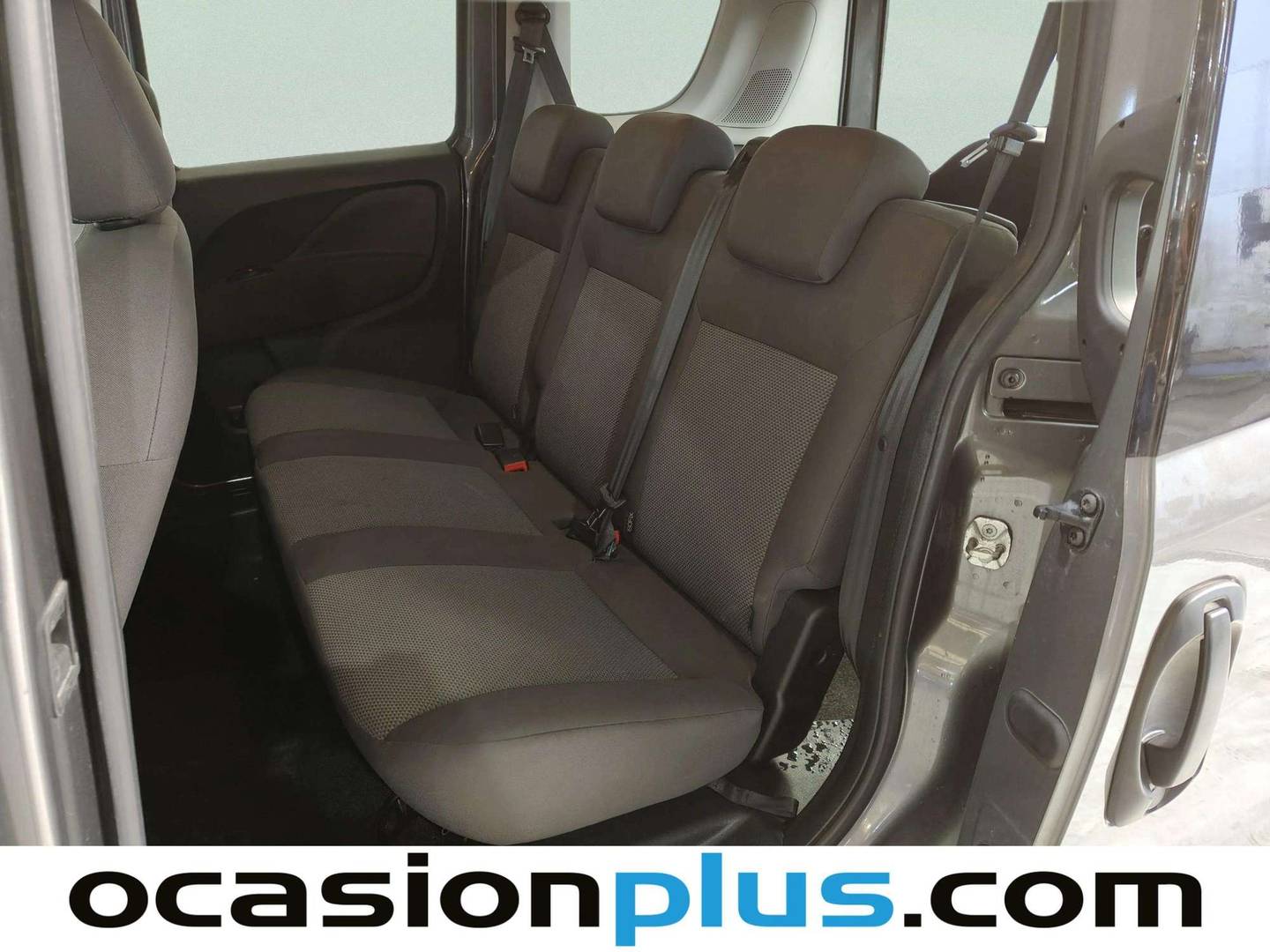 Foto asientos traseros Fiat Doblò Cargo Fiat Dobló 1.6 Multijet N1 Trekking (120 CV)