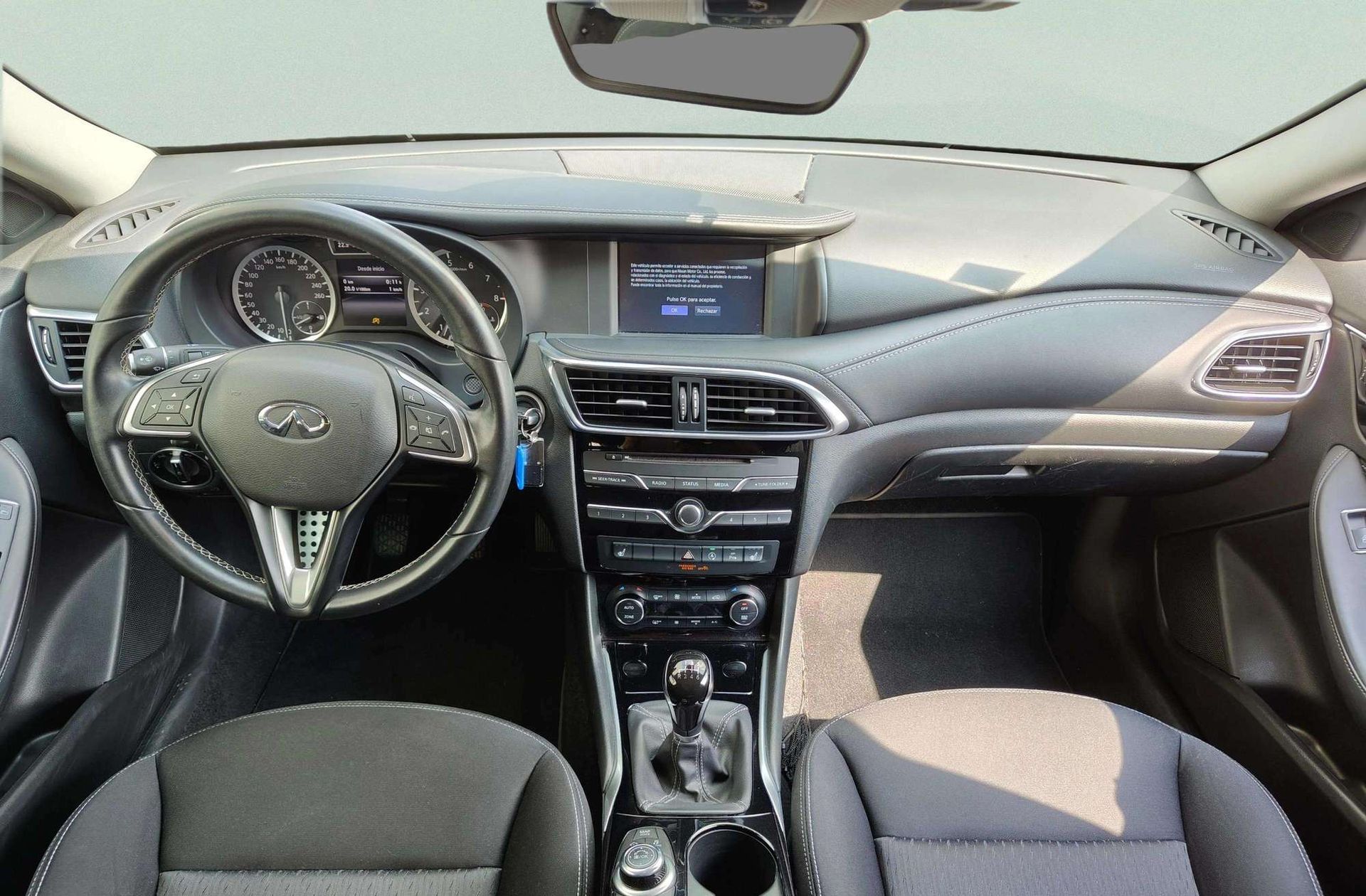 Infiniti Q30 1.6T Premium - foto 5