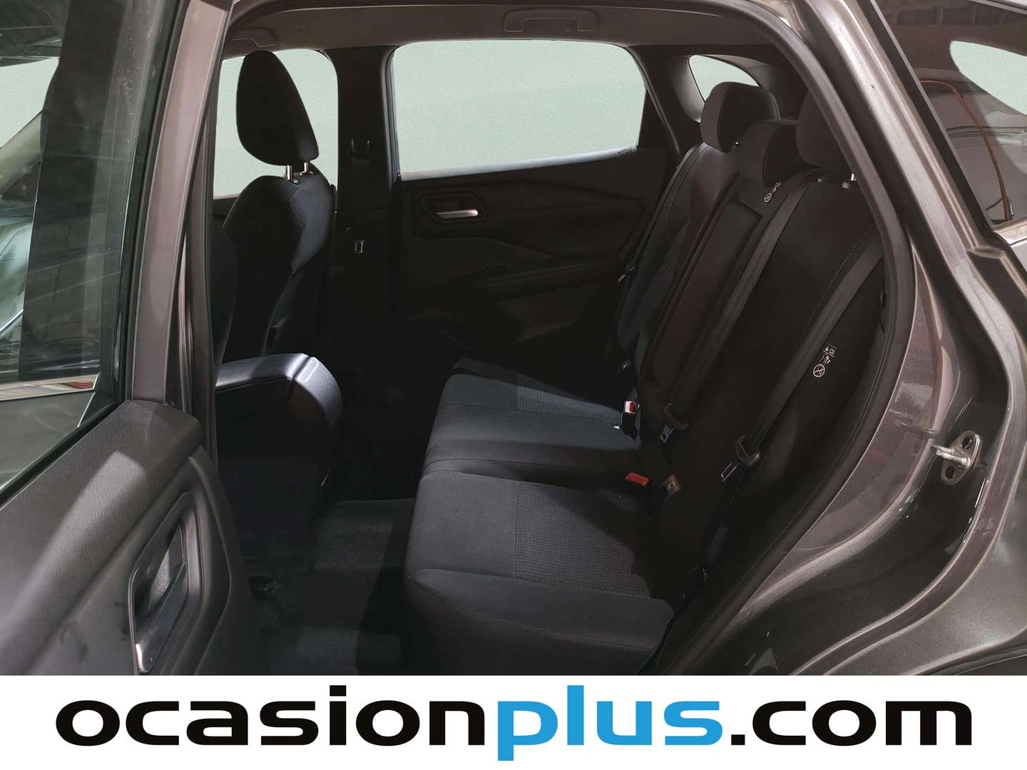 Foto asientos traseros Nissan QASHQAI Nissan Qashqai E-POWER Acenta 140 kW (190 CV)