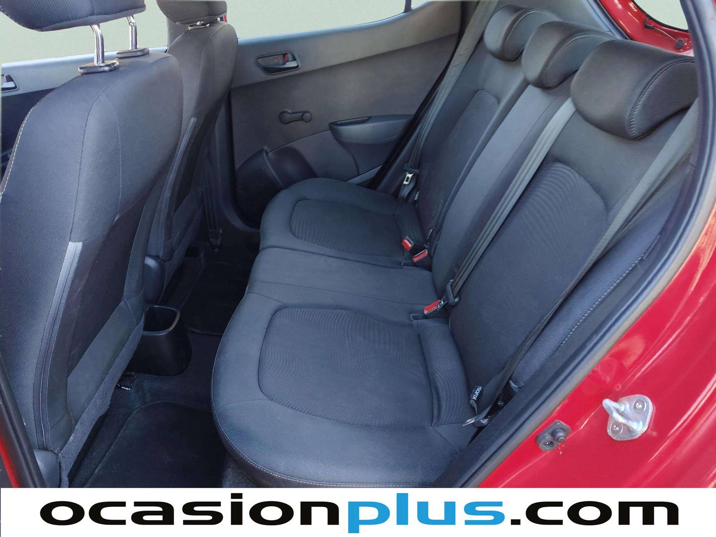 Foto asientos traseros Hyundai i10 Hyundai i10 Hyundai i10 1.0 Go ! 49 kW (66 CV)