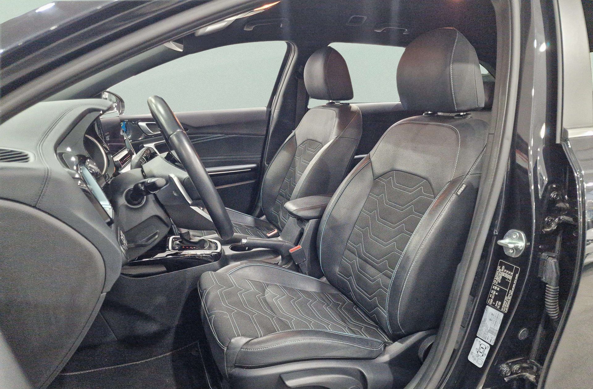 Kia Ceed 1.0 MHEV Style Edition DCT - foto 12
