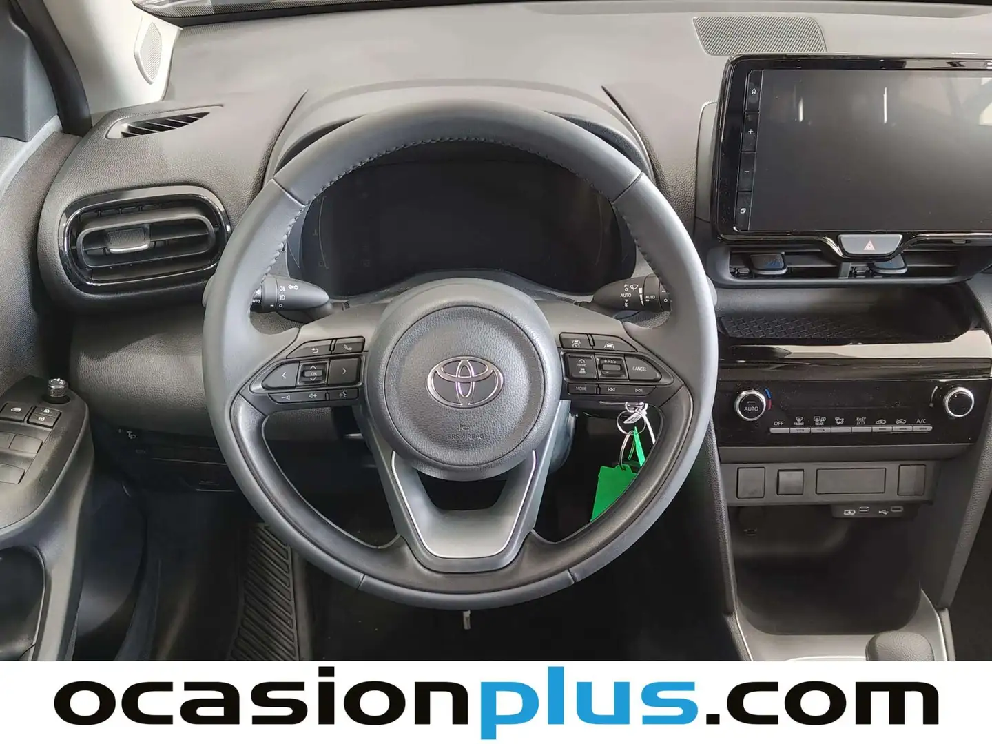 Foto Toyota Yaris Cross Toyota Yaris Cross 120H Business Plus (116 CV)