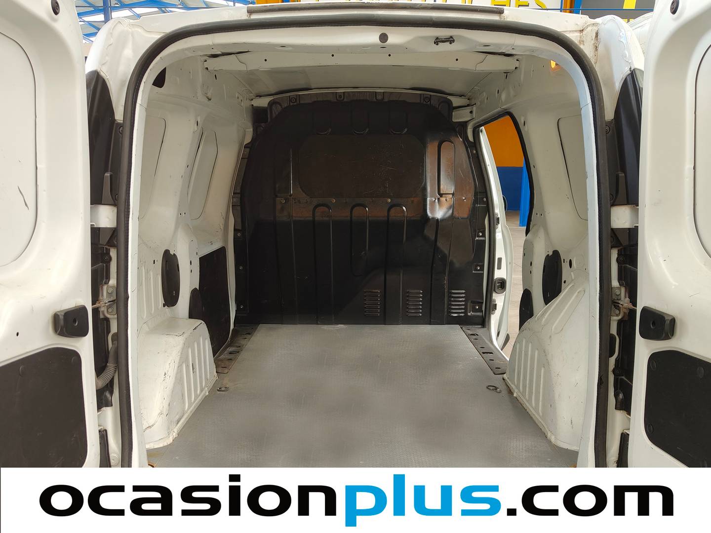 Fotos maletero Dacia Dokker Dacia Dokker Van 1.6 GLP Essential (98 CV)