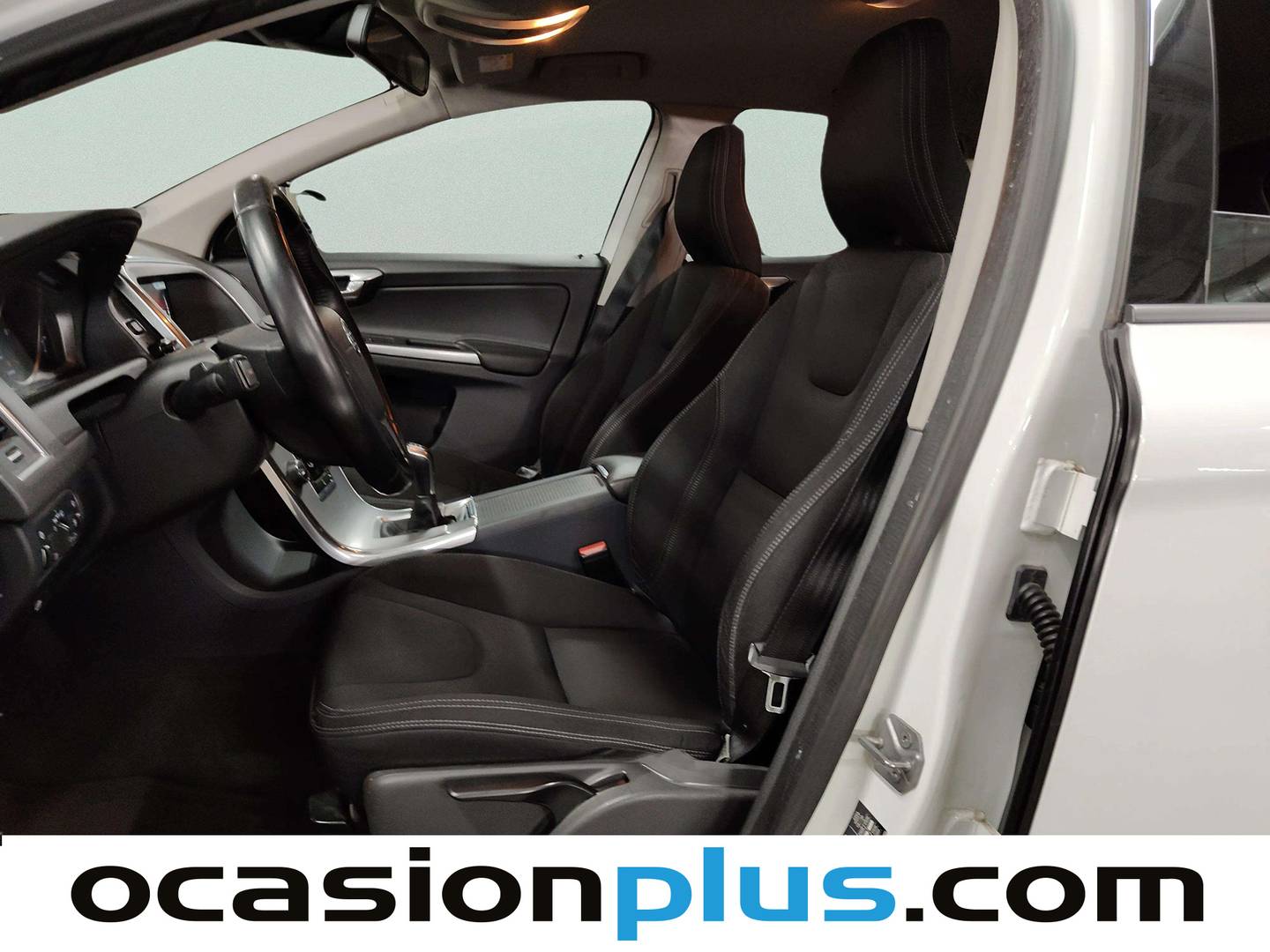 Foto asientos delanteros Volvo XC60 Volvo XC60 D3 Kinetic (150 CV)