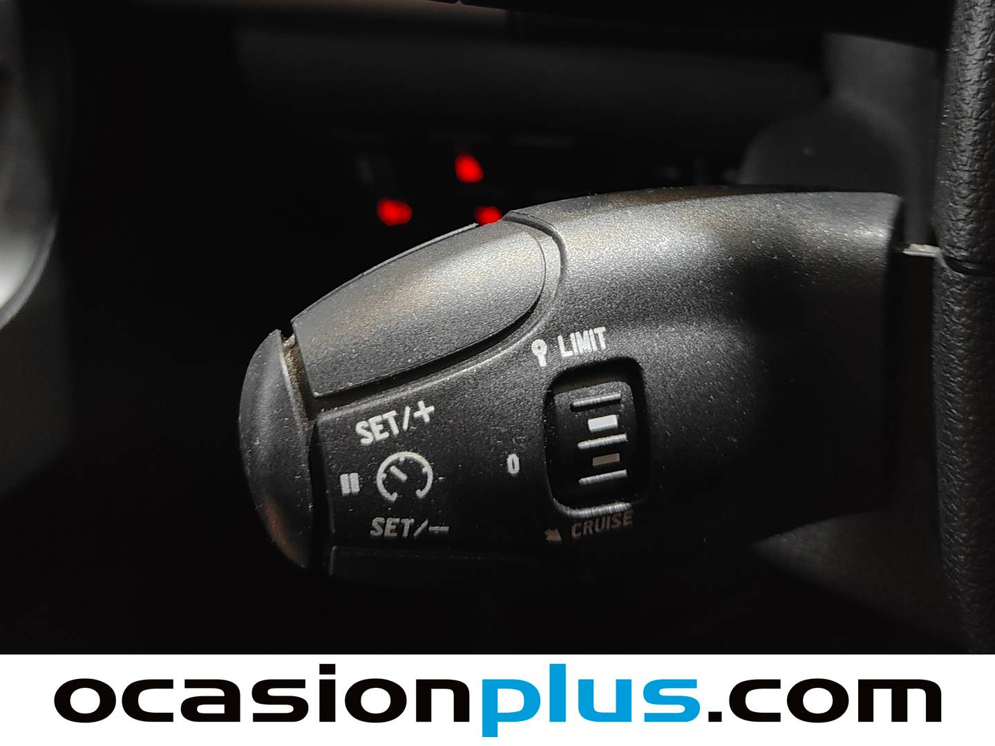 Citroën C-Elysée Citroën C-Elysee PureTech 82 Shine (82 CV) de segunda mano