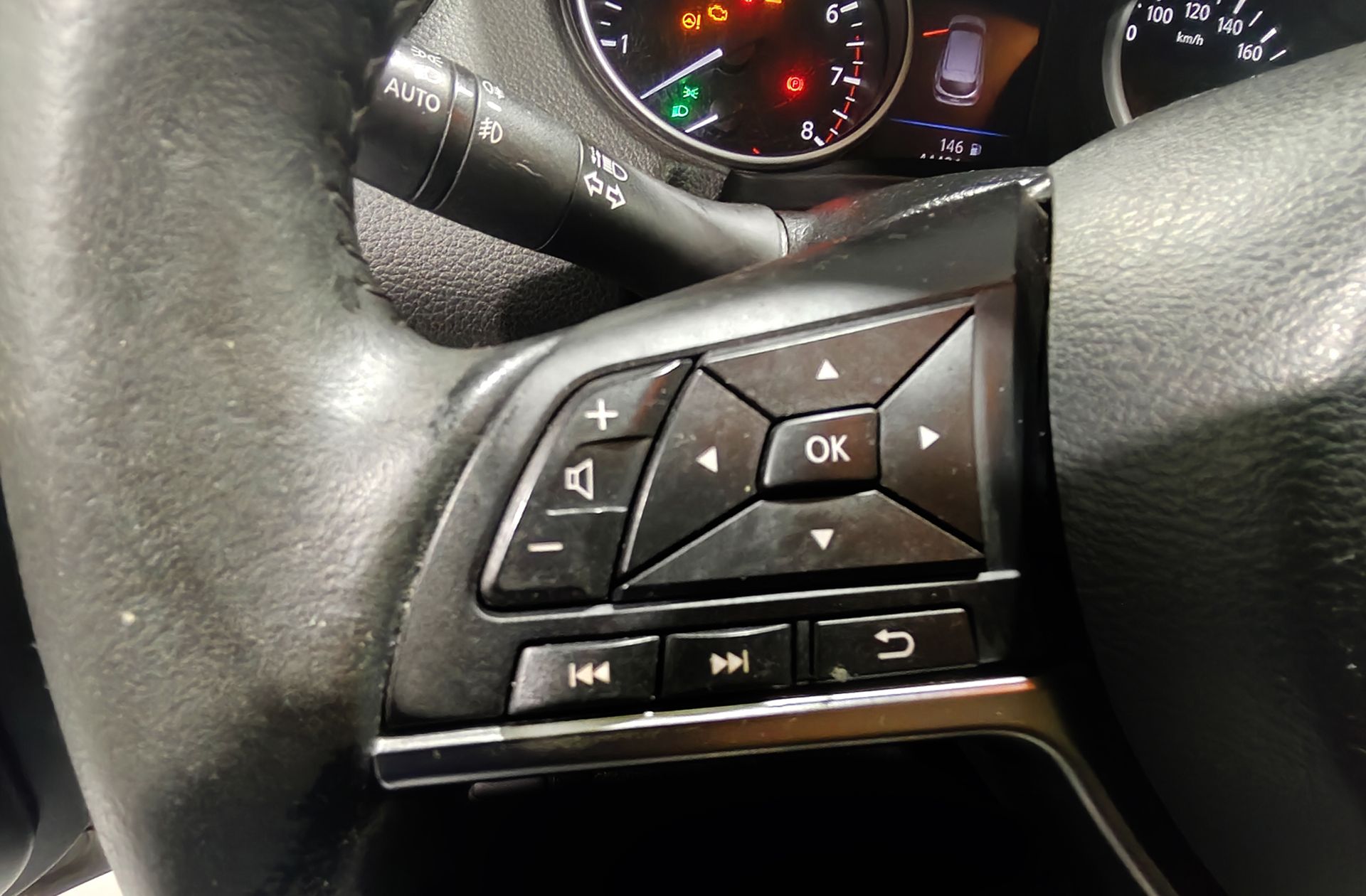 Nissan Qashqai DIG-T 140 Acenta 4x2 - foto 20