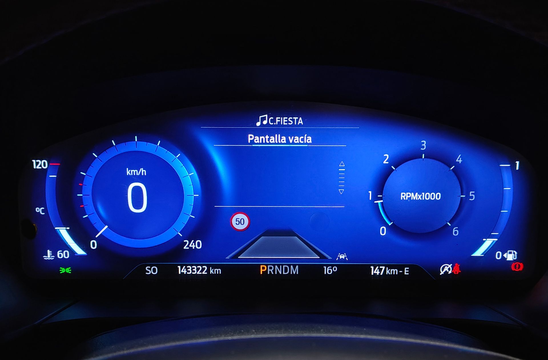 Ford Kuga 2.0 EcoBlue ST-Line X 4x4 - foto 25