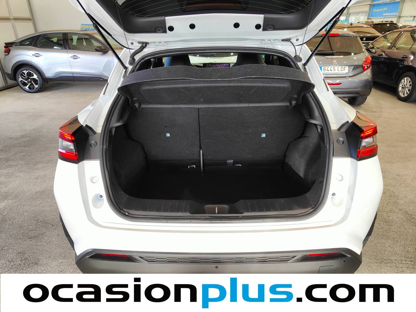 Foto Nissan JUKE Nissan Juke DIG-T N-Connecta 4x2 DCT (114 CV)