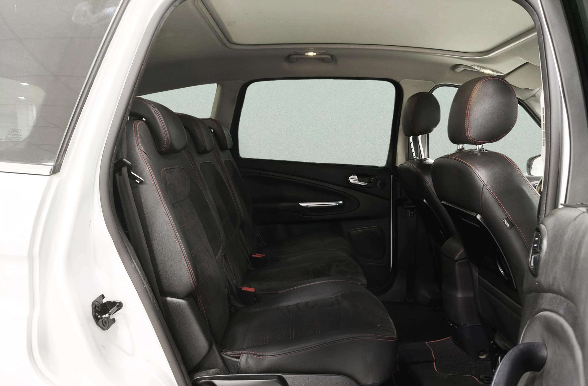 Ford S-Max 2.0 TDCi Titanium S Powershift - foto 15