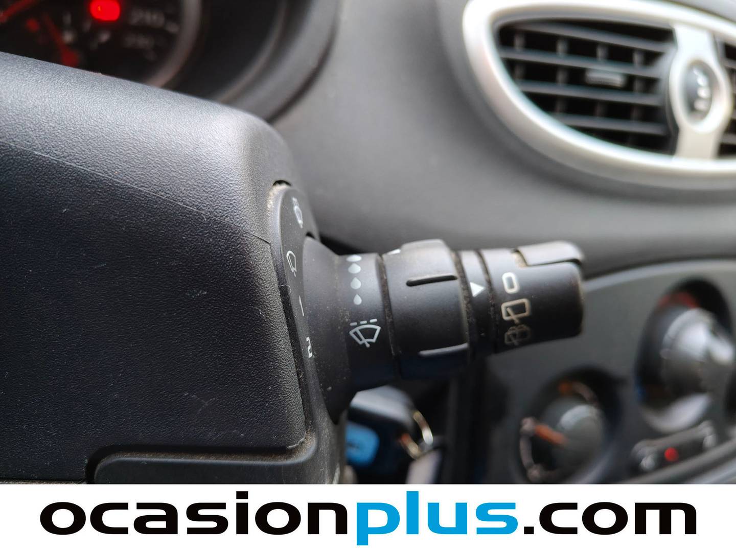 Renault Clio Renault Clio Expression 1.2 16v (75 CV) 75cv
