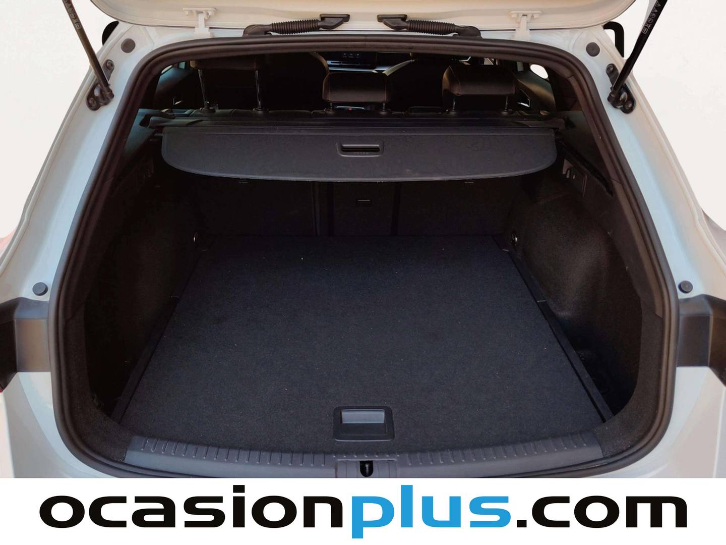 Fotos maletero Seat León Seat León ST 1.5 TGI GNC S&S FR DSG (130 CV)