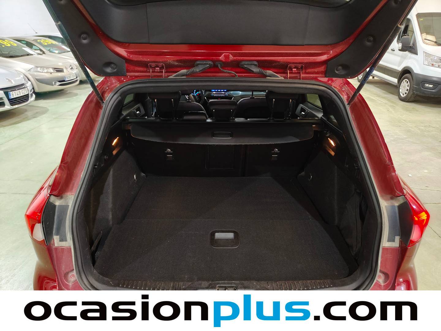 Fotos maletero Ford Focus Ford Focus SportBreak 2.0 Ecoblue Active Auto (150 CV)