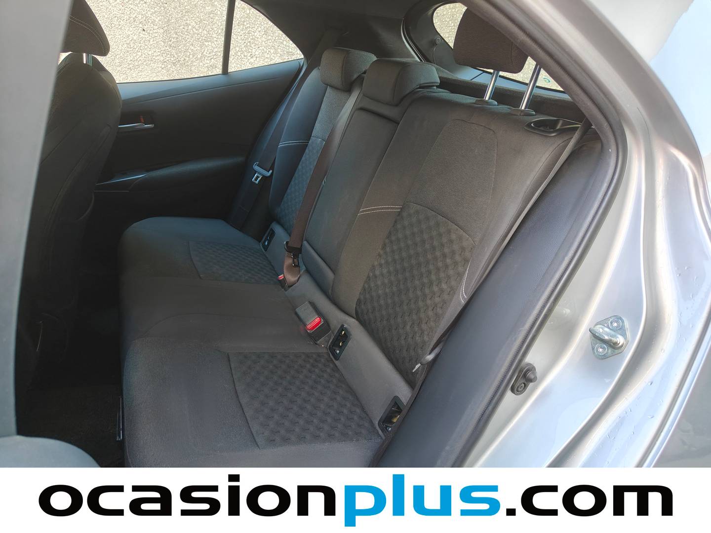 Foto asientos traseros Toyota Corolla Toyota Corolla 140H Active Plus (140 CV)