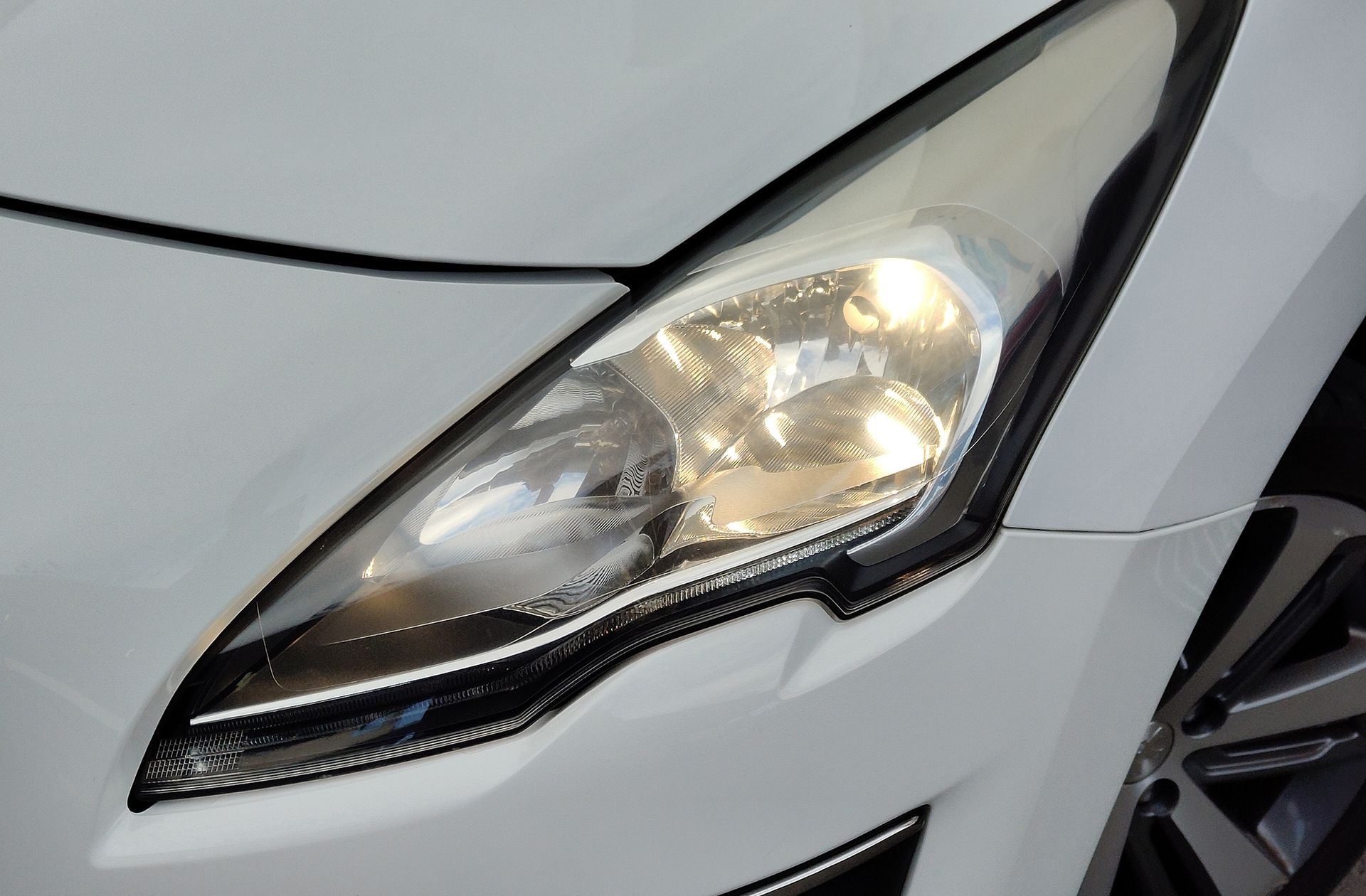 Peugeot 3008 1.2 PureTech Allure - foto 14