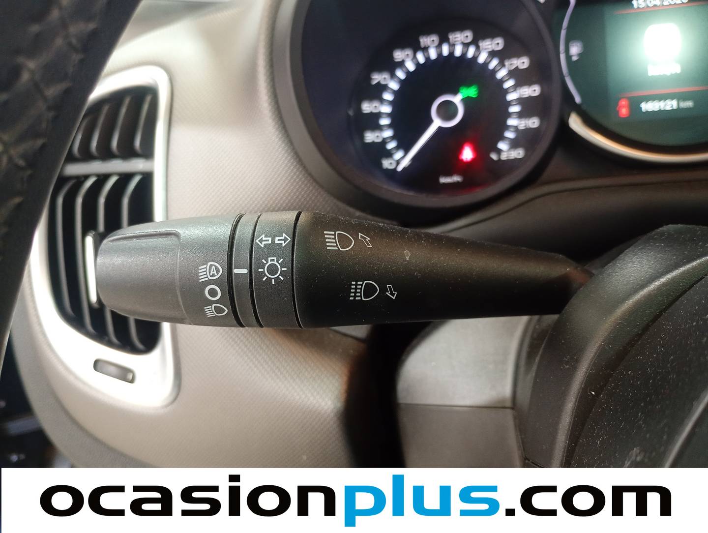 Equipamiento del Fiat 500L Fiat 500L 1.4 16v Lounge (95 CV)