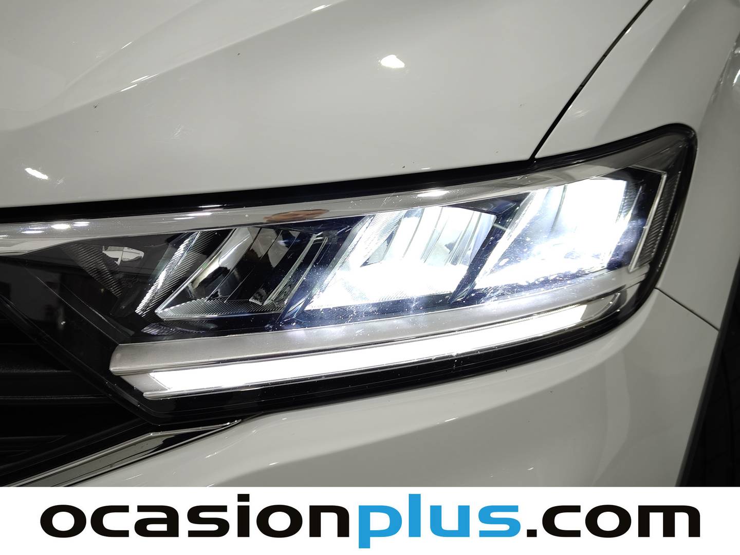 Foto Volkswagen T-Roc Volkswagen T-Roc Life 1.0 TSI (110 CV)