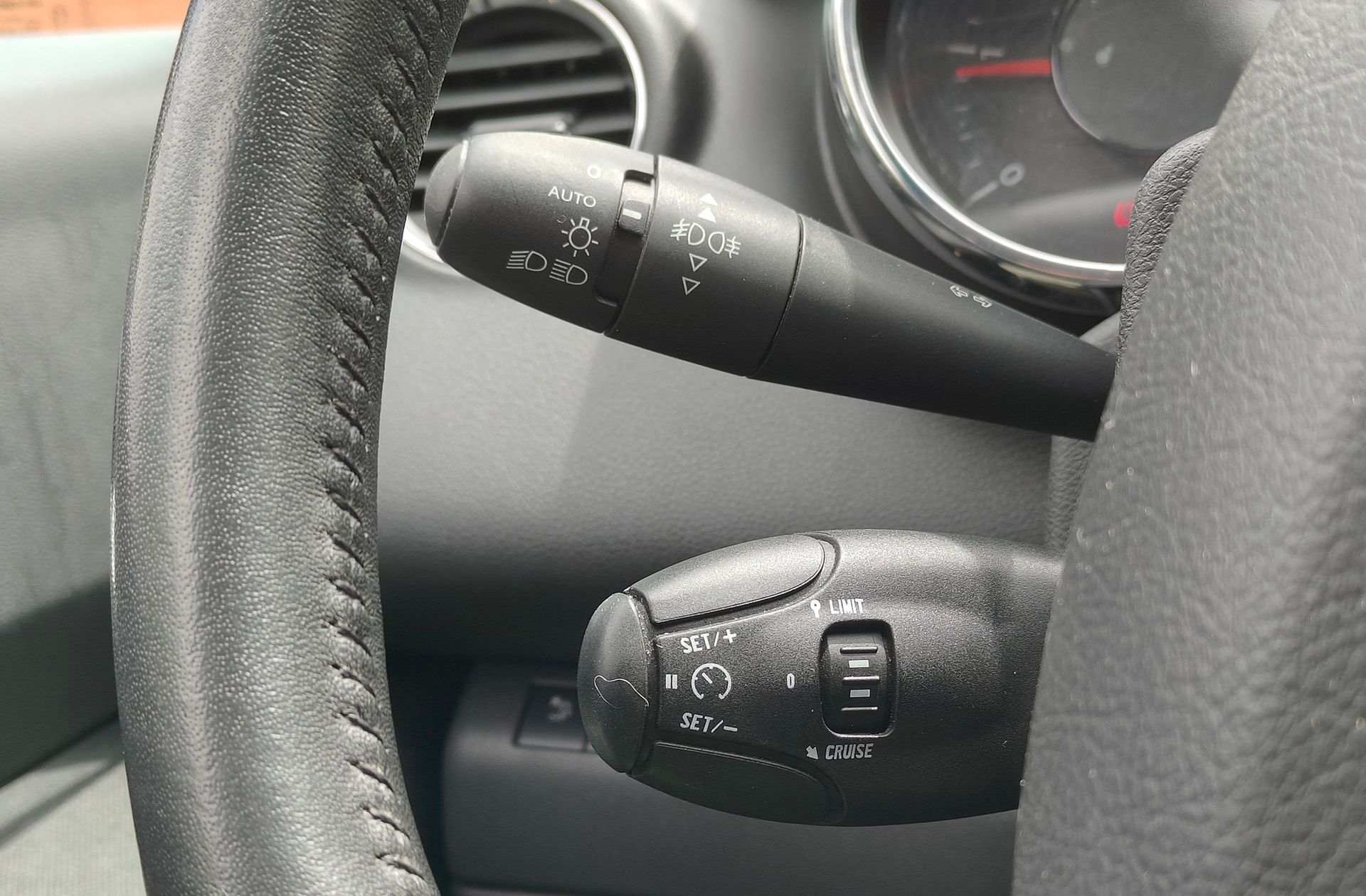 Peugeot 5008 1.6 HDi Style - foto 22
