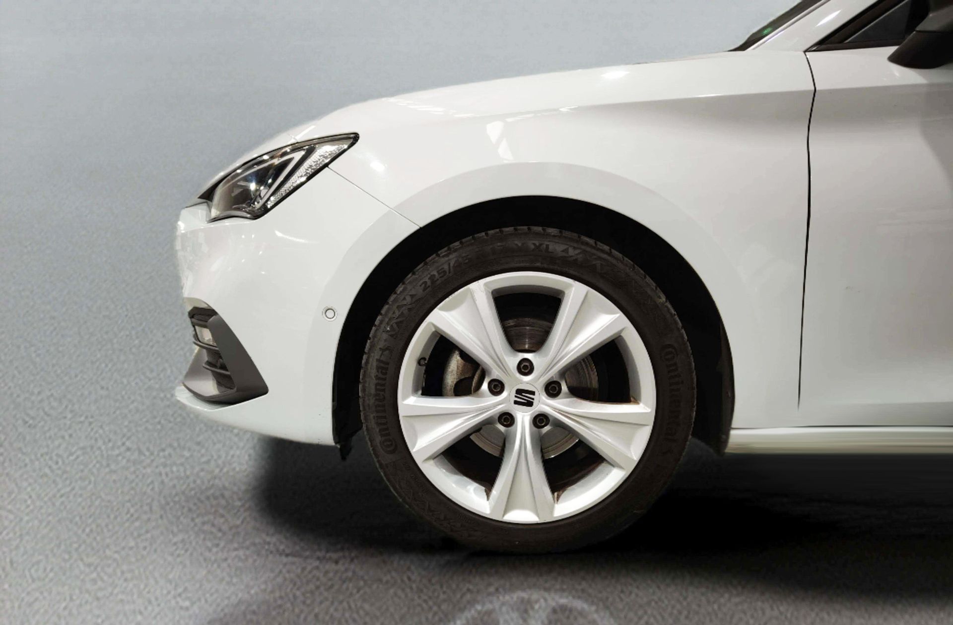 SEAT León 1.0 TSI FR 25 Aniversario - foto 38