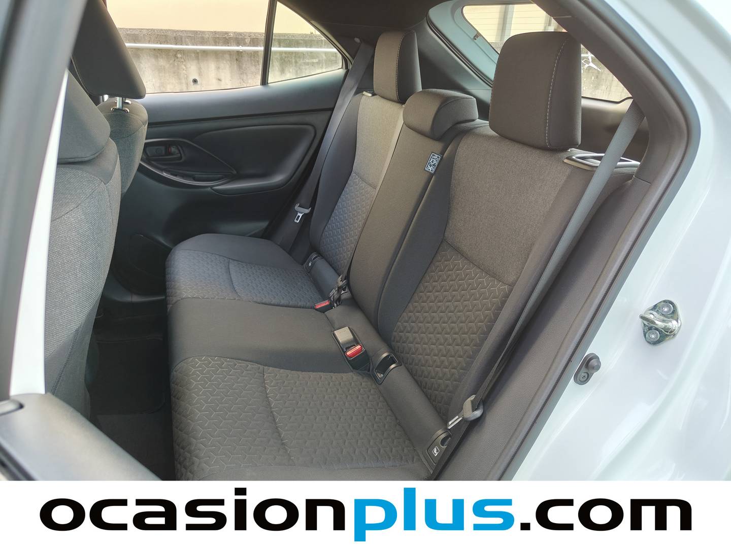 Foto asientos traseros Toyota Yaris Cross Toyota Yaris Cross 120H Active Tech (116 CV)