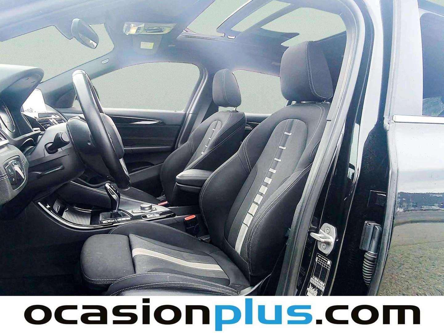 Foto asientos delanteros BMW X2 BMW X2 sDrive18i (140 CV)