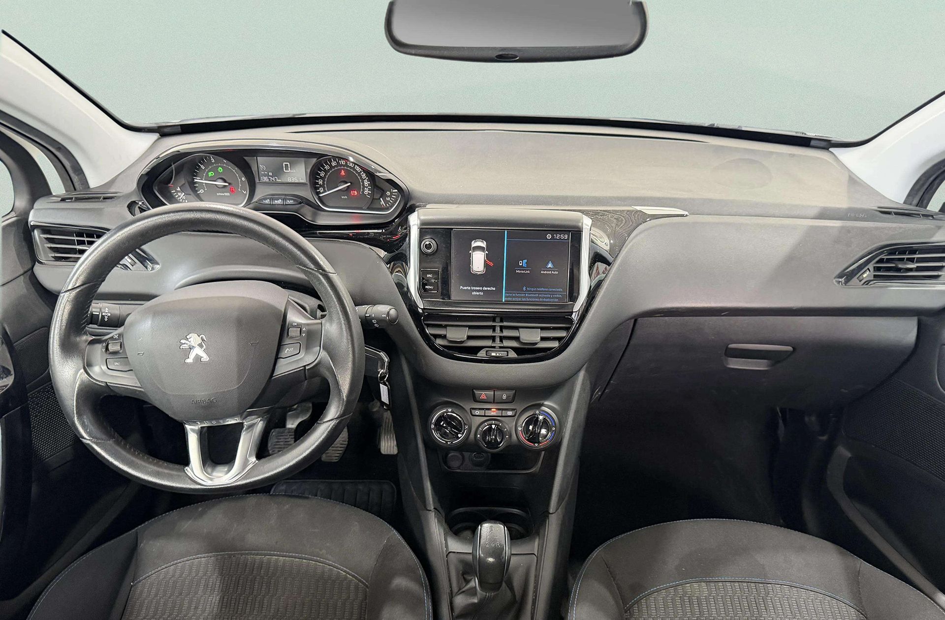Peugeot 208 PureTech Signature - foto 6