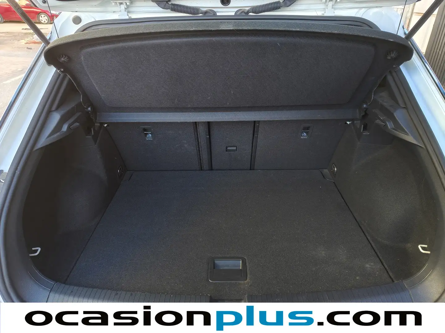 Foto Volkswagen T-Roc Volkswagen T-Roc R-Line 1.5 TSI (150 CV)