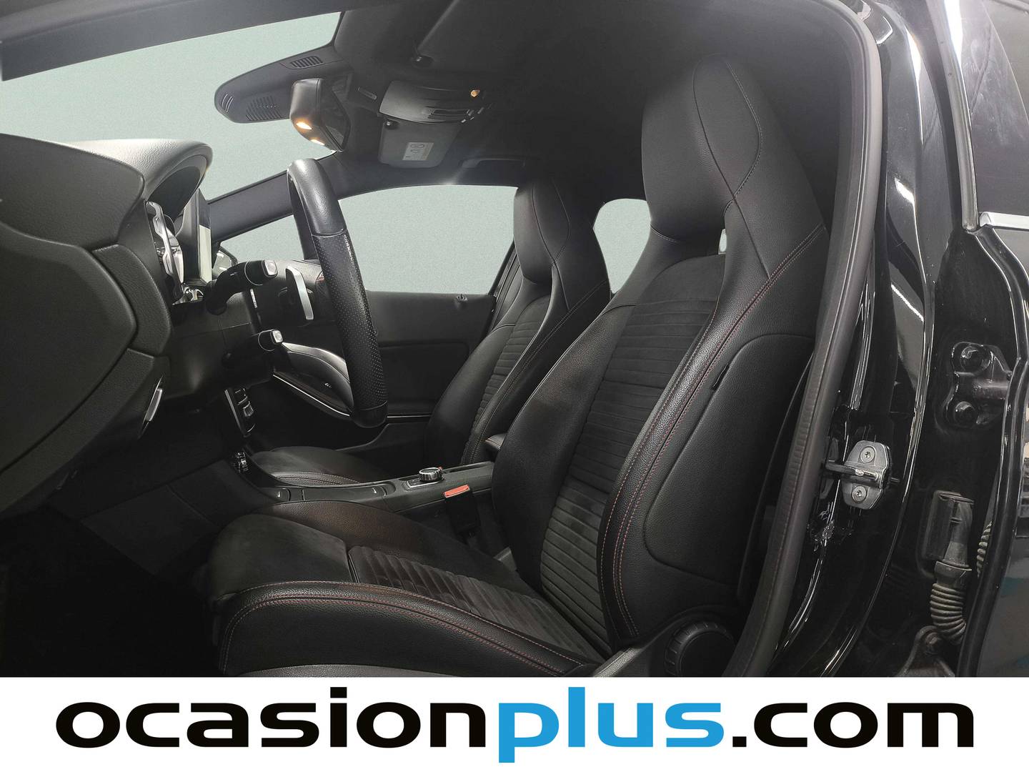 Foto asientos delanteros Mercedes GLA Mercedes GLA 180 (122 CV) Pack AMG