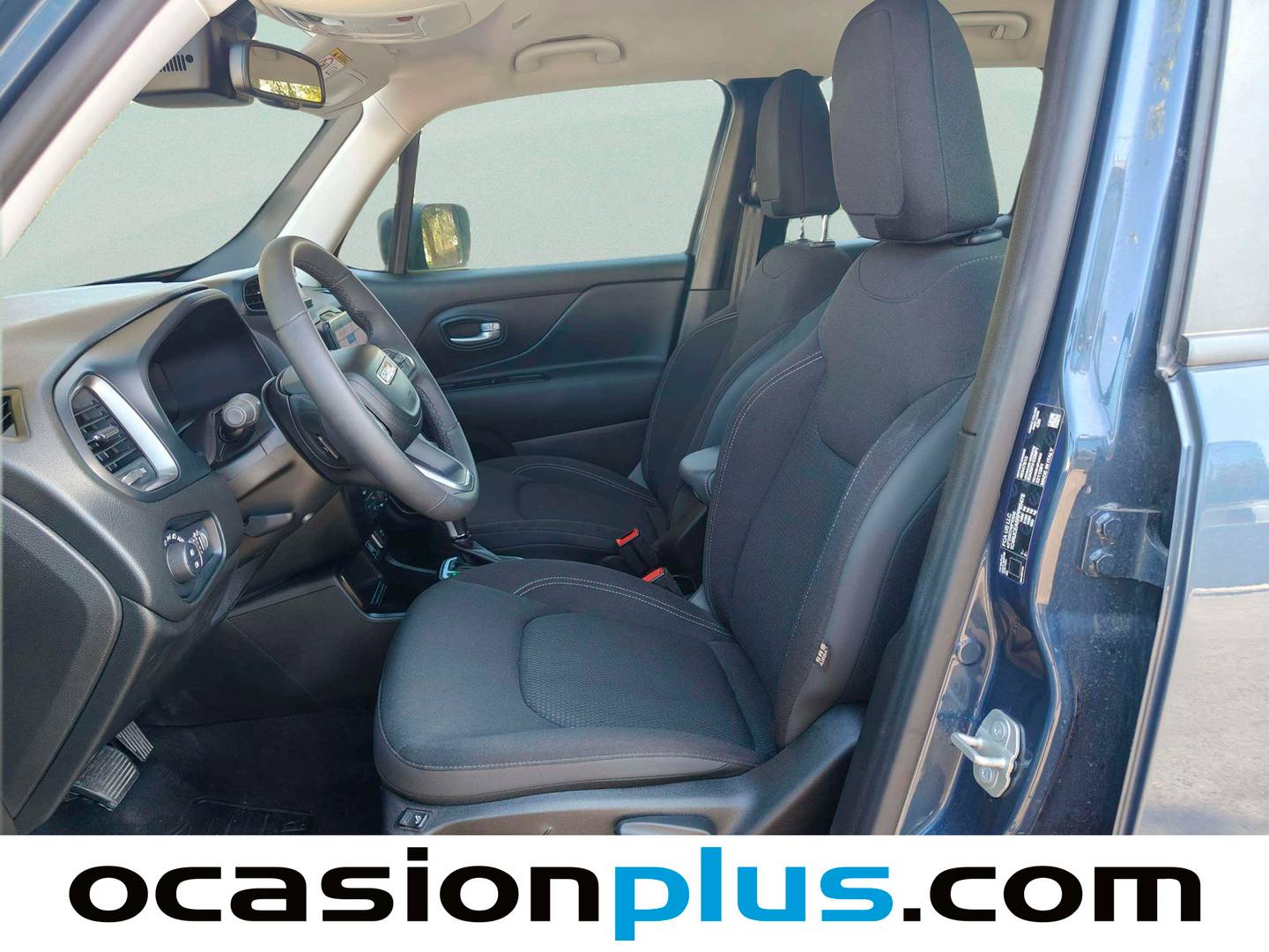 Foto asientos delanteros Jeep Renegade Jeep Renegade eHybrid 1.5 Altitude DCT (130 CV)