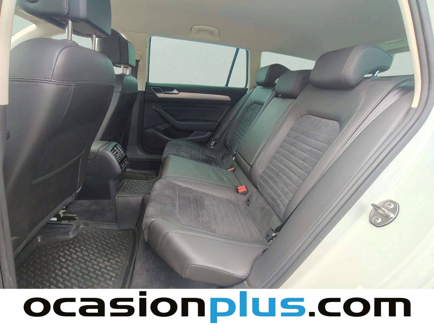 Foto asientos traseros Volkswagen Passat Volkswagen Passat Variant Sport 2.0 TDI (150 CV)