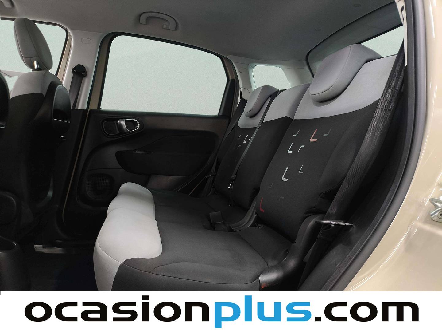 Foto asientos traseros Fiat 500L Fiat 500L 1.4 Pop Star (95 CV)