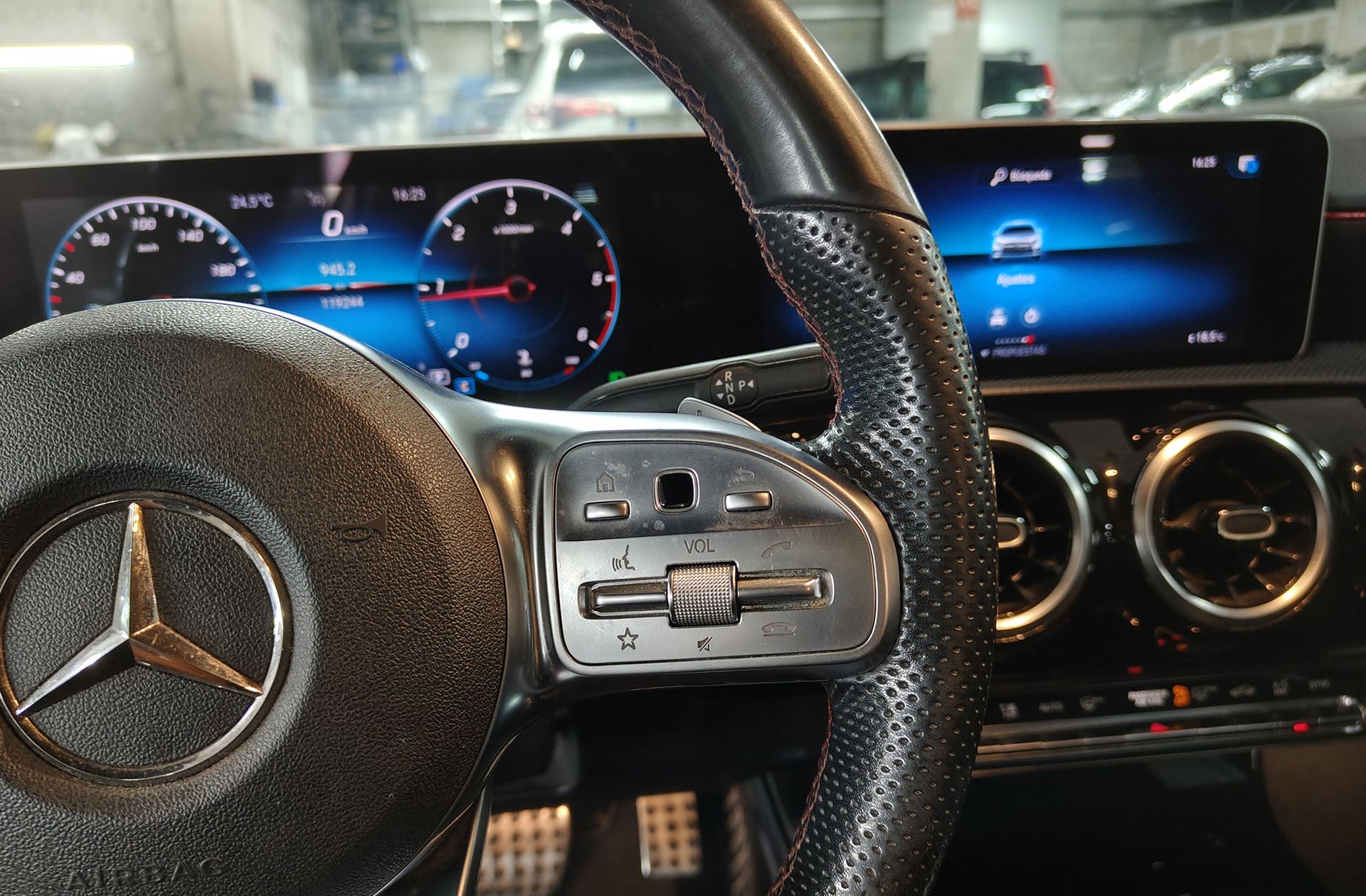 Mercedes-Benz Clase A 180 d Pack AMG - foto 27