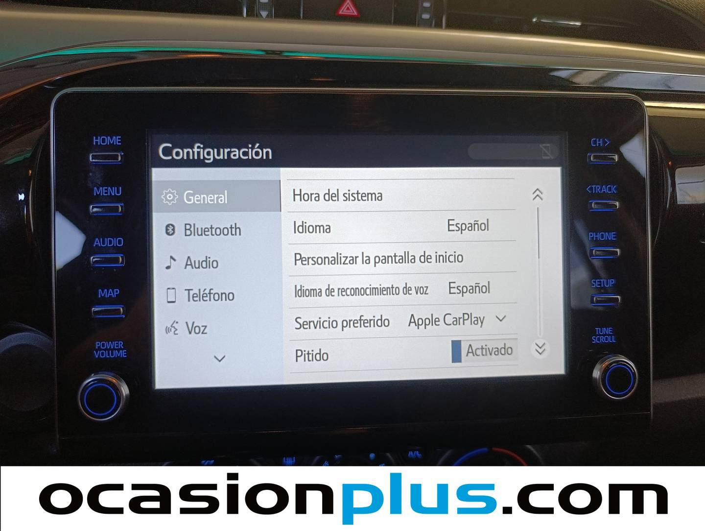 Extras y acabados del Toyota Hilux Toyota Hilux 2.4 D-4D Doble Cabina GX (150 CV)