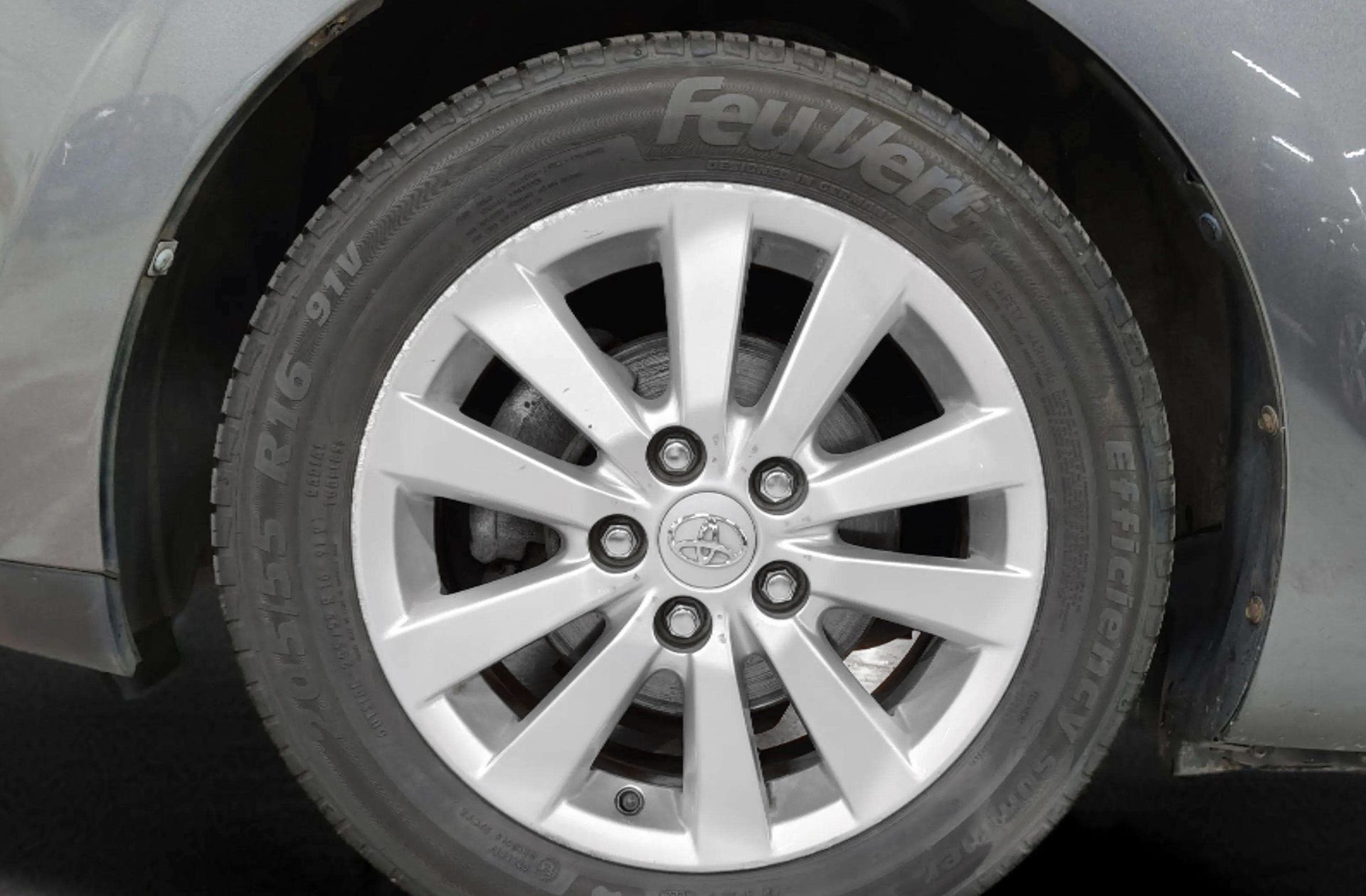 Toyota Auris 1.6 VVT-I Dual Sol M/M - foto 28
