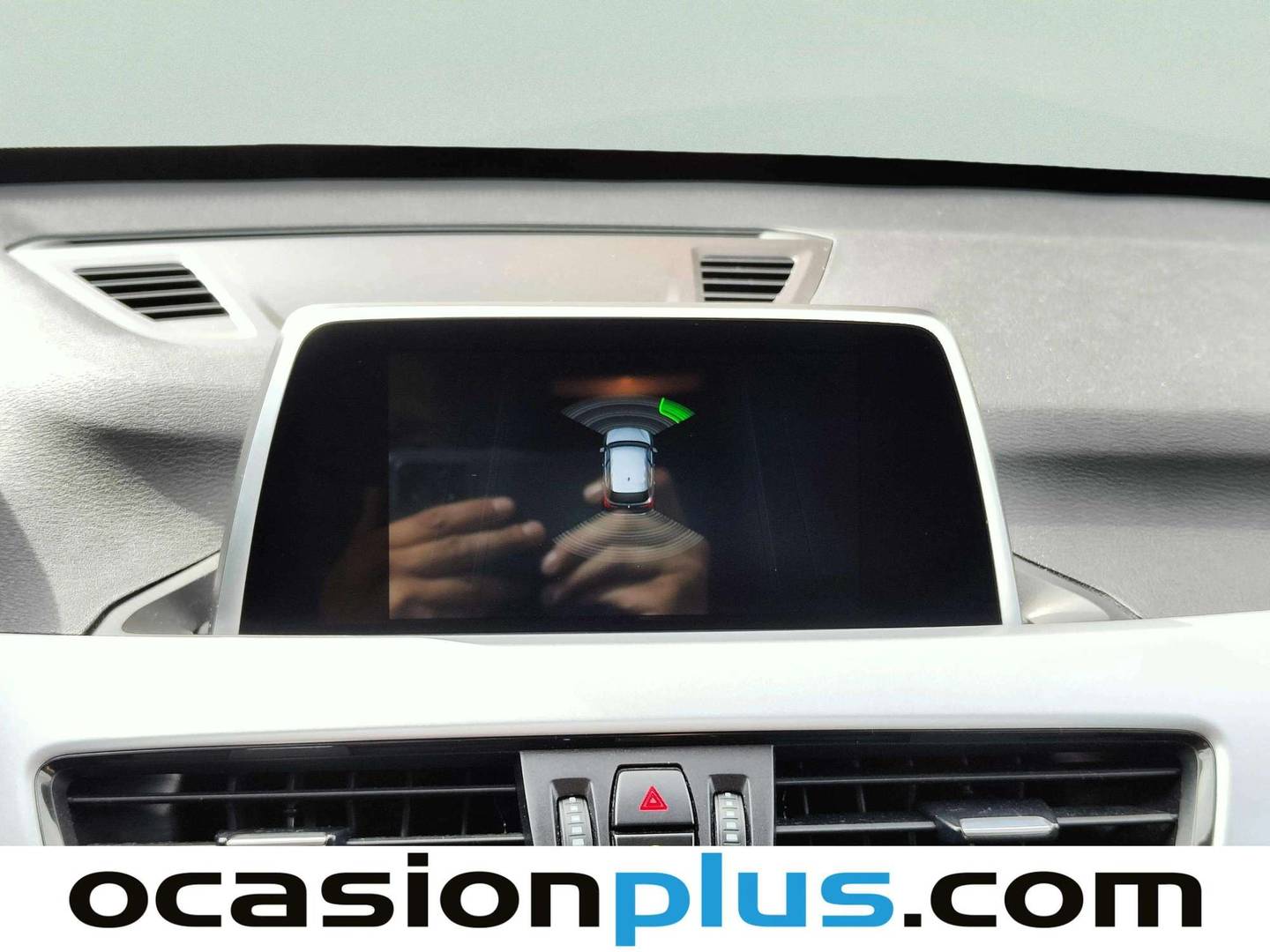 Equipamiento del BMW X1 BMW X1 sDrive18i (140 CV)