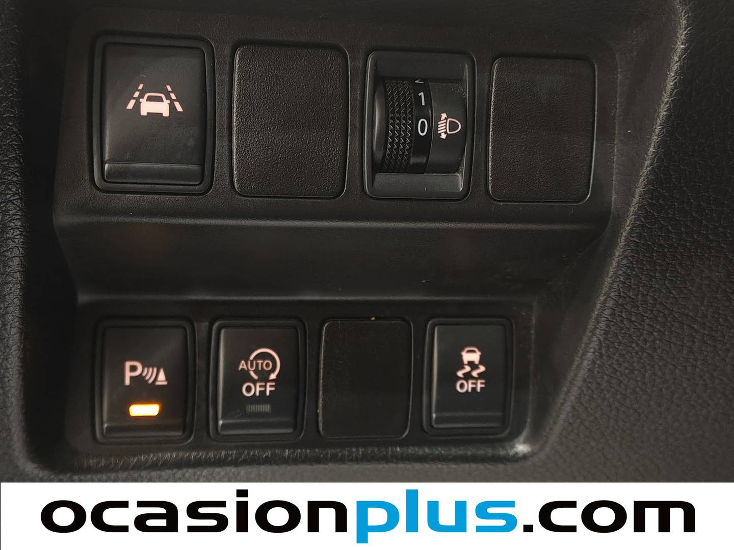 Foto Nissan QASHQAI Nissan Qashqai 1.5 dCi N-Connecta 4x2 (110 CV)