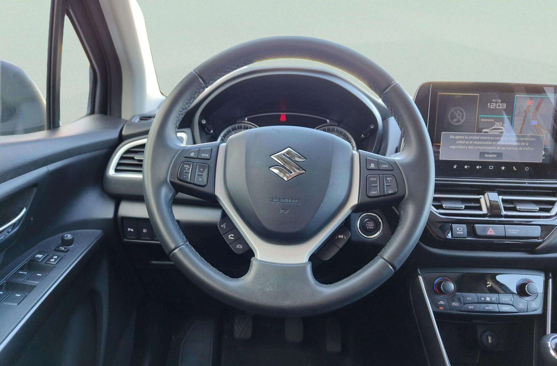 Suzuki S-Cross 1.4T Mild Hybrid S3 4WD - foto 29