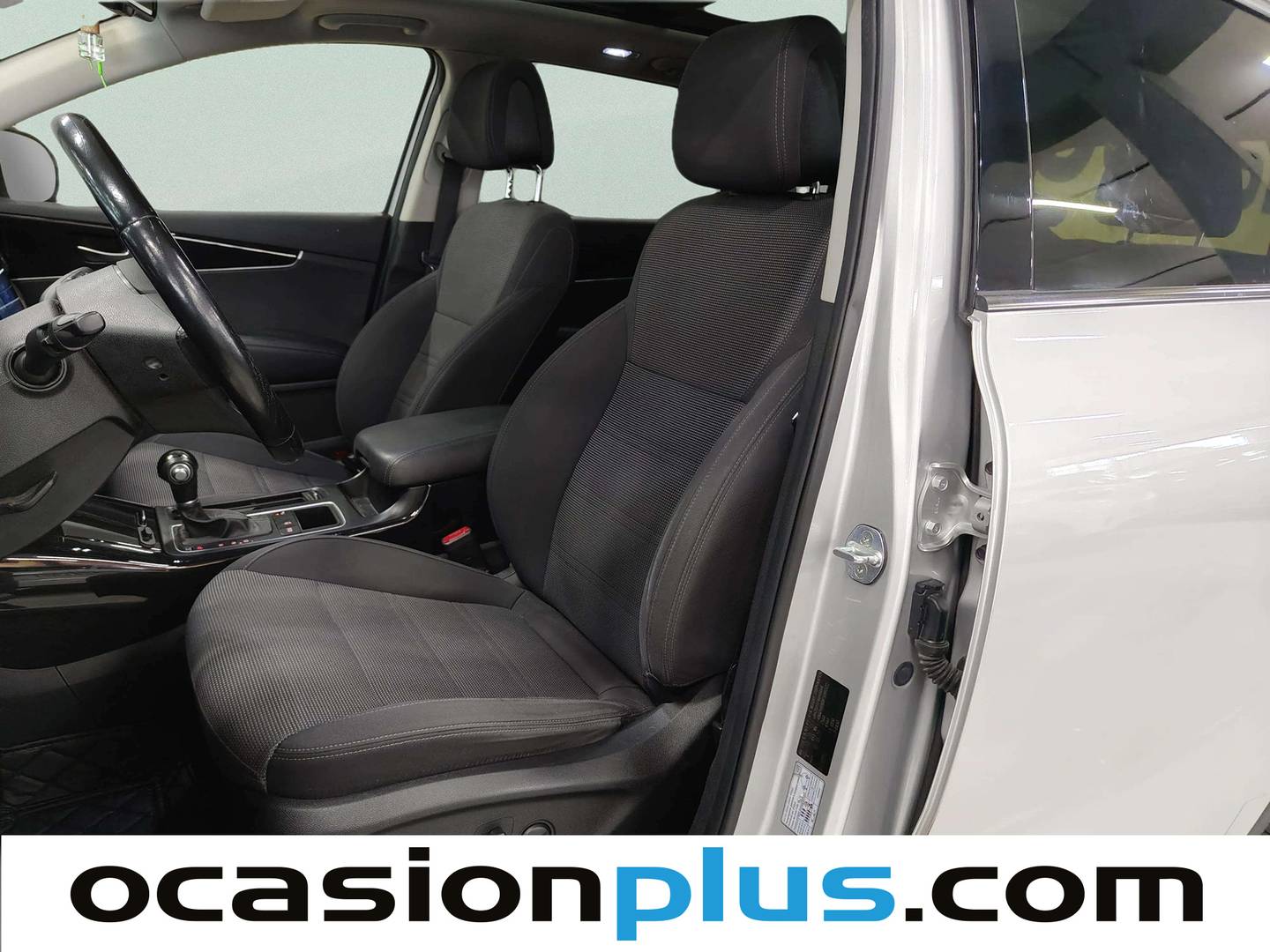 Foto asientos delanteros KIA Sorento KIA Sorento 2.2 CRDi Drive 4x2 Auto (200 CV) 7 plazas