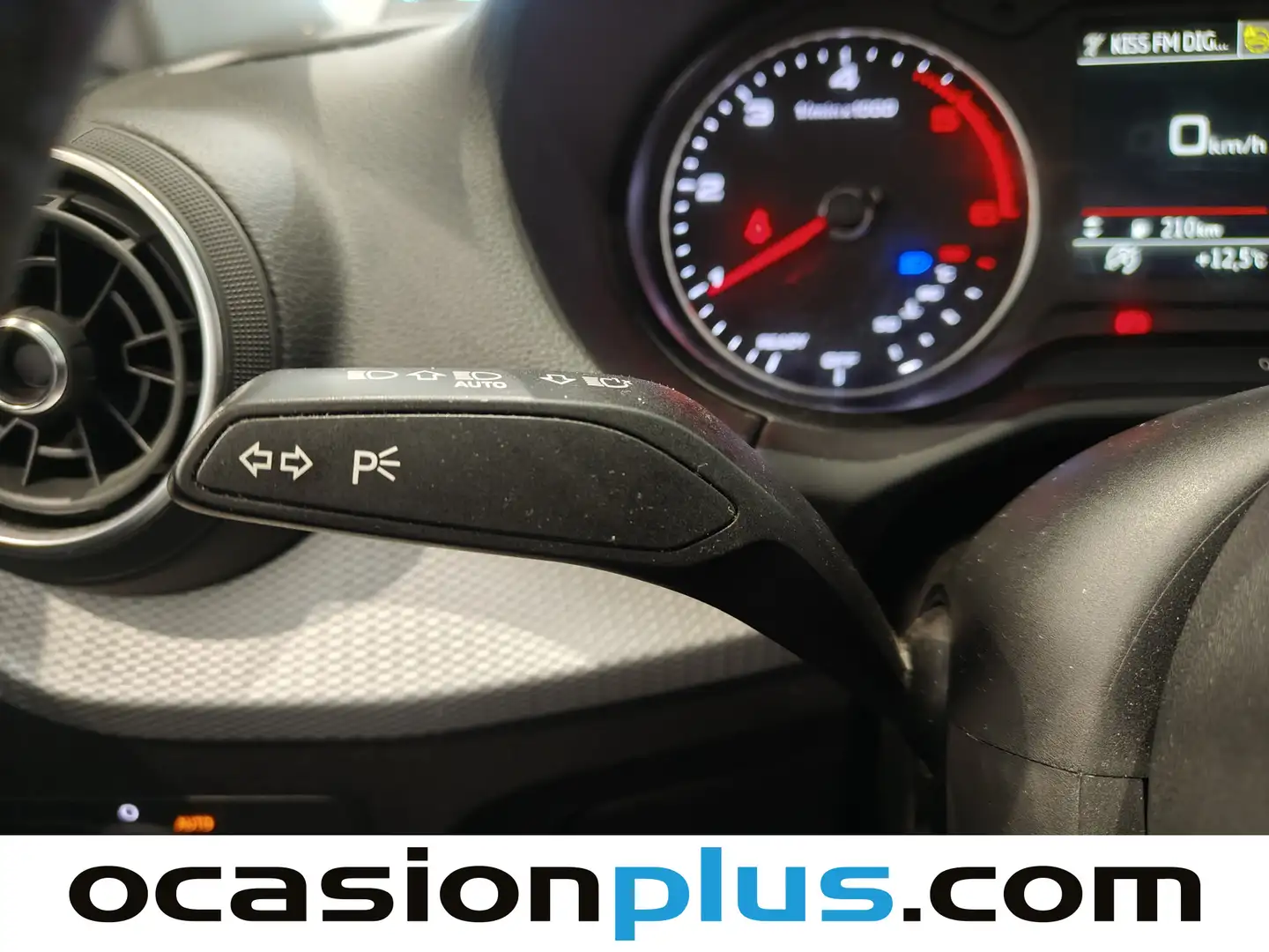 Foto Audi Q2 Audi Q2 Advanced 30 TDI (116 CV)